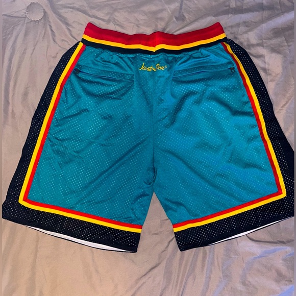 Men’s Detroit Pistons Retro NBA Throwback 1998-99 Just Don Basketball Shorts - Picture 8 of 8